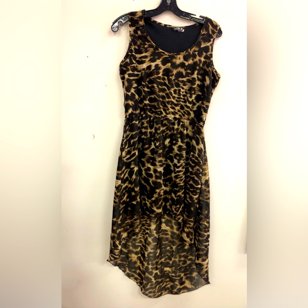 INDULGE LEOPARD PRINT SLEEVES DRESS IN SIZE MEDIUM
